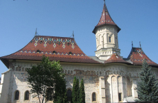 5-Manastirea-Sf.-Ioan-cel-Nou