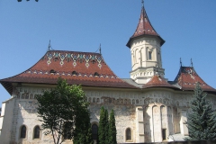 3-Manastirea-Sf.-Ioan-cel-Nou